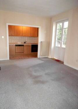 Zimmer 1 mit Küchenzeile EG - 5 Zimmer Doppelhaushälfte zum Kaufen in Faßberg