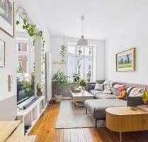 Moderne trifft Historie: Helle 3 Zimmerwohnung mit Personenaufzug in kernsaniertem Altstadthaus barrierearm - Lübeck (Innenstadt)