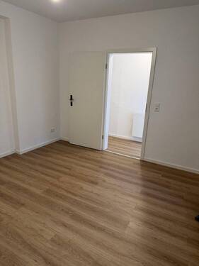 Schlafzimmer Bild 2 - 2 Zimmer Etagenwohnung in Stuttgart