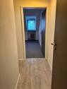 Flur zur Schlafzimmer und BAd.jpg - 