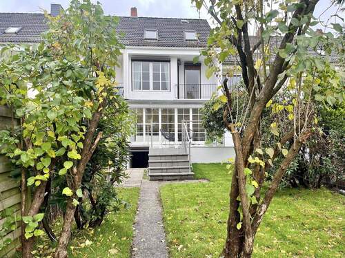 Ansicht durch den Garten - 