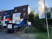 Frontansicht - 7 Zimmer Reihenendhaus zum Kaufen in Reutlingen