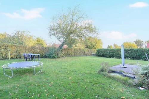 Garten - 7 Zimmer Mehrfamilienhaus, Wohnhaus zum Kaufen in Neuenkirchen