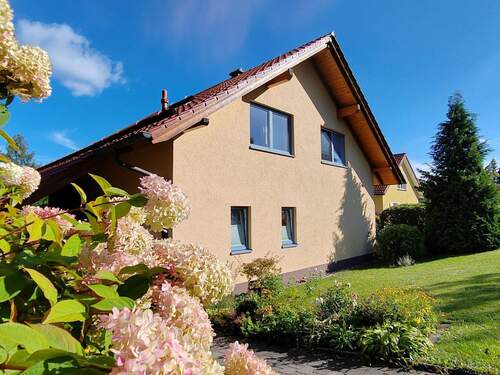 Ansicht vom Garten - 5 Zimmer Einfamilienhaus in Suhl