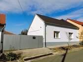  Haus - Ideales Haus für ein Ehepaar in Kaposvár – mit Garage, Werkstatt, zwei Abstellräumen und Garten – sofort bezugsfertig