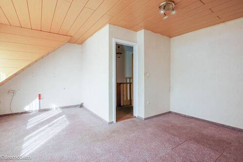 Zimmer 1 im DG (Bild 2) - 