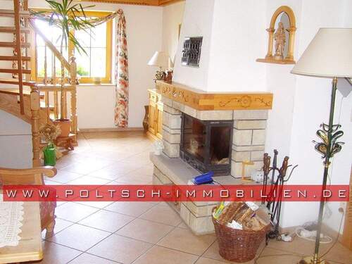 Diele mit Kamin - 