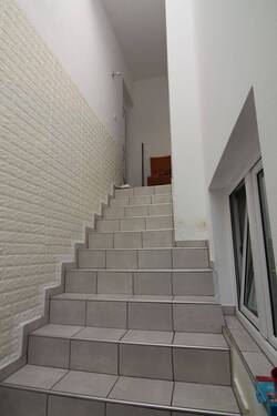 EG Treppe zur Dachterrasse - 