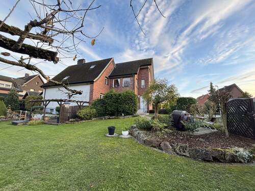 Rückansicht - 8 Zimmer Mehrfamilienhaus, Wohnhaus in Ennigerloh