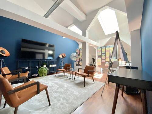 BESPRECHUNGSRAUM - Büro mit 585,00 m&sup2; in Wiesbaden zur Miete