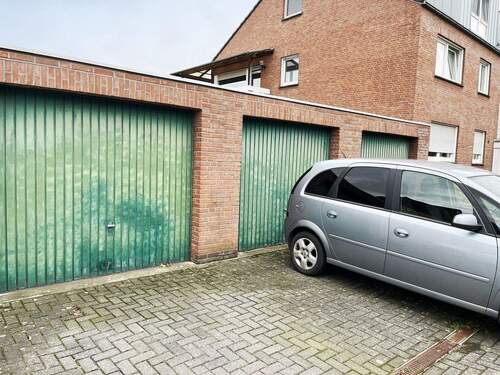 Garage - 