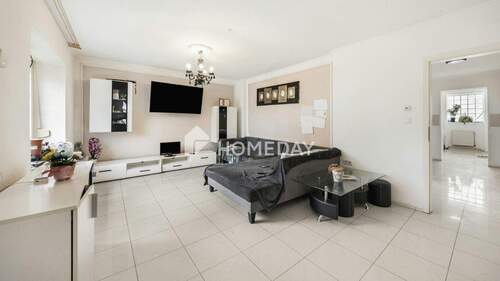 Wohnzimmer 1 - Mehrfamilienhaus, Wohnhaus mit 300,00 m&sup2; in Lohne (Oldenburg) zum Kaufen