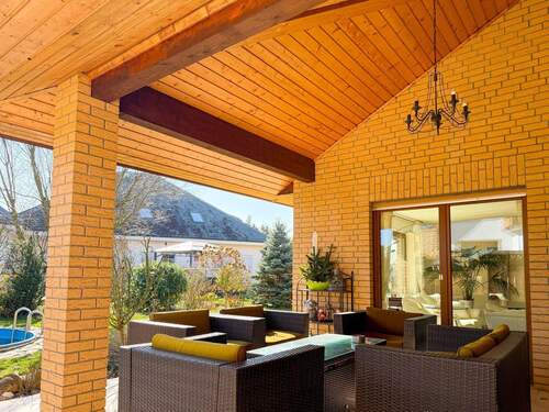 Überdachte Terrasse - 