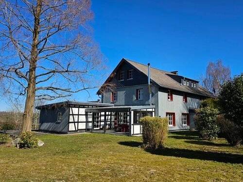 ESI-690 - WOHNEN und ARBEITEN unter einem Dach! LUXUS-Fachwerkhaus in naturnaher Lage
