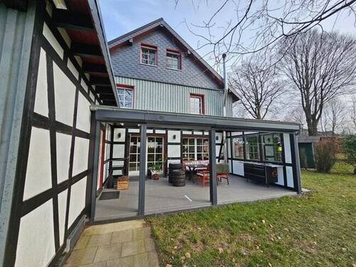 überdachte Terrasse - 