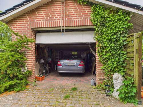 Garage - Einfamilienhaus mit 213,00 m² in Dassow / Pötenitz zum Kaufen