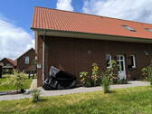 Haustür - 4 Zimmer Doppelhaushälfte zum Kaufen in Drage