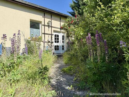 Hier betreten Sie das Haus - 4 Zimmer Einfamilienhaus zum Kaufen in Berlin