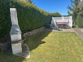 sonniger Freisitz im Garten - 