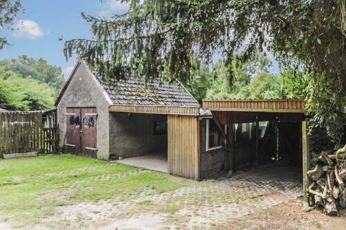 Carports und Werkstatt - 