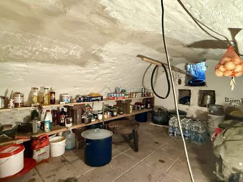 Gewölbe-Kellerraum, bereits saniert - 