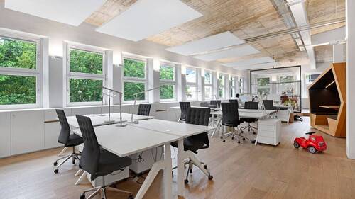 Bürofläche / Schreibtischplätze - Shared Office Space und Arbeitsplätze in Obersendling - All-in-Miete