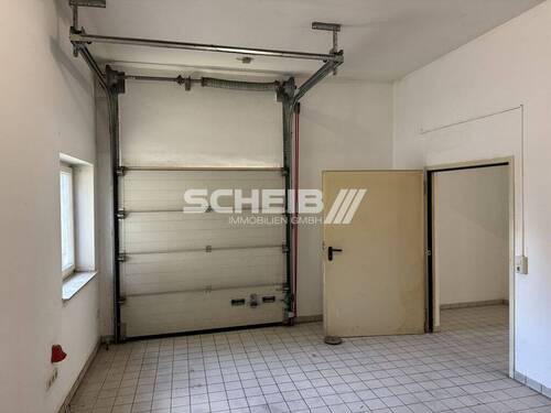 Sektionaltor - Halle zur Miete in Blaufelden