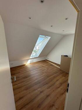 Zimmer 2 - 