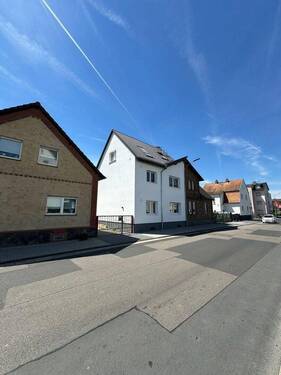 Straßenansicht 1 - 