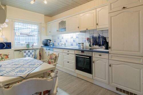 Charmante Einbauküche im Landhausstil - 