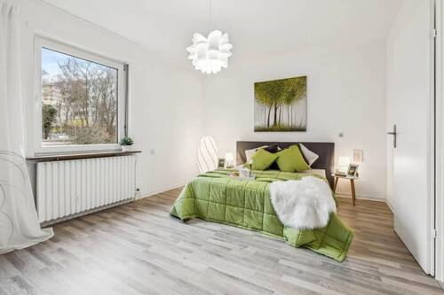 Schlafzimmer - 2 Zimmer Etagenwohnung in Saarbrücken