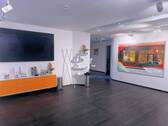 Empfangsbereich mit Parkettboden - 