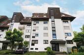 Außenansicht - Ruhig & zentrumsnah: Charmante 3,5-Zimmer-Wohnung mit Südbalkon und Garage in Waiblingen