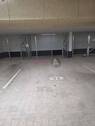 Tiefgaragenstellplatz mit abschließbaren Stauraum - 