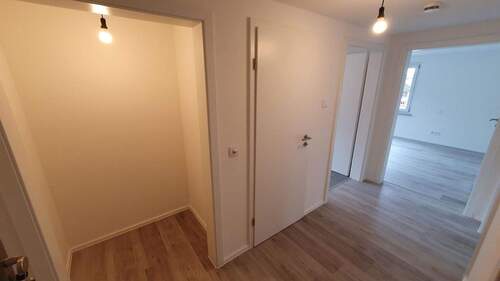 Flur/Eingangsbereich - 2 Zimmer Etagenwohnung in Gailingen