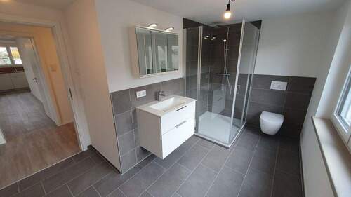 Bad - Etagenwohnung mit 87,00 m&sup2; in Gailingen zur Miete