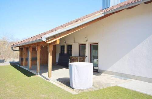 überdachter Freisitz - 