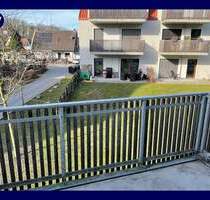 Wohnen mit Blick ins Grüne: 3 Zimmer, Einbauküche, Tageslichtbad mit Wanne - Wedel