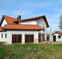 Freistehendes, lichtdurchflutetes Komforthaus im *südländischen Baustil* in ruhiger Wohnlage von St. Ingbert - Nord (Nähe Herz Mariä, Waldrandlage) - Sankt Ingbert