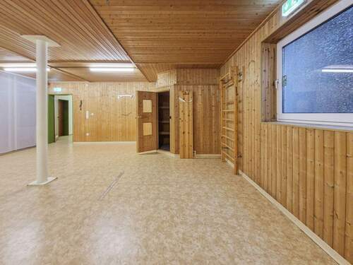 Fitnessraum im Keller - 
