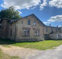 Historische Gebäude zum Sanieren auf schönem Grundstück in dörflichen Lage - Priestewitz Böhla-Bahnhof