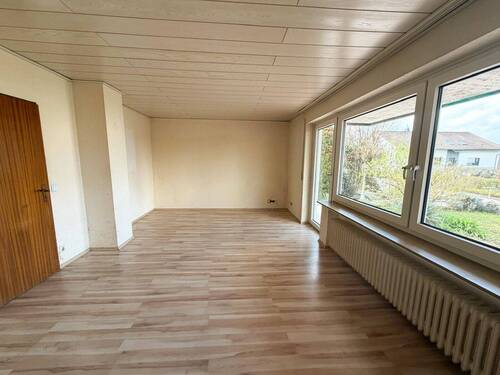 Wohn- und Esszimmer - 5 Zimmer Reihenendhaus in Pfedelbach