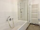 Badezimmer Ansicht 1 - 