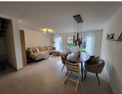 Bild 3 - 5 Zimmer Reihenmittelhaus in Lüdenscheid