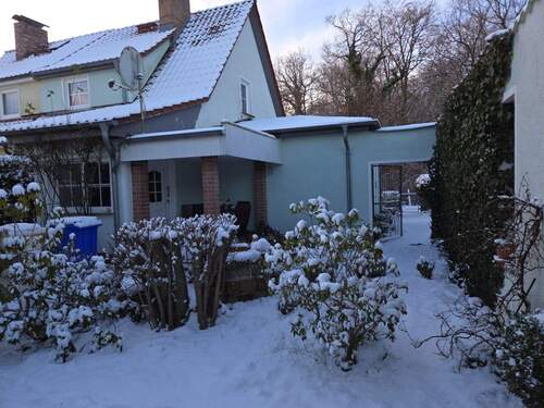 Haus vom Grundstück aus - 4 Zimmer Doppelhaushälfte in Wolgast