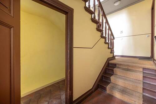 Separater Abstellraum im Treppenhaus exklusiv zur Wohnung - 