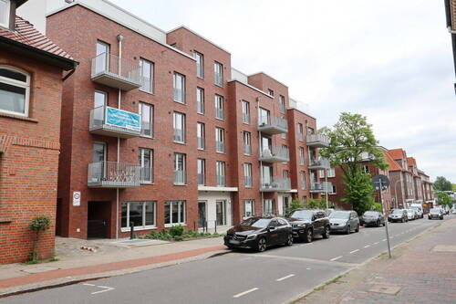 Frontansicht - 4 Zimmer Etagenwohnung in Pinneberg