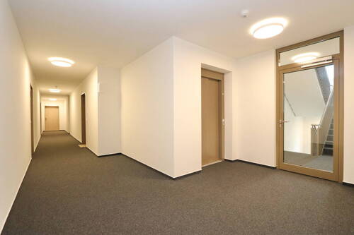 Hausflur - Etagenwohnung mit 99,20 m&sup2; in Pinneberg zum Kaufen