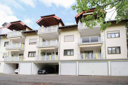 Außenansicht - Erste Mainlage in Kelsterbach- lichtdurchflutete DG-Wohnung mit Main-Taunusblick inkl. Stellplatz