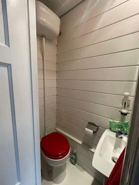 separates WC - 